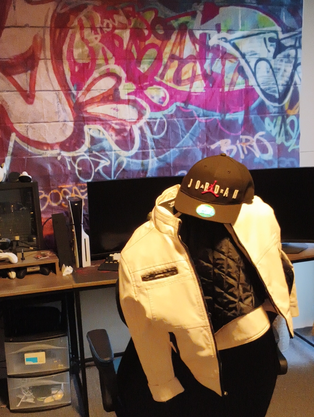 Jordan Black Cap with Multicolor Lettering & Cream Jacket Boys 8